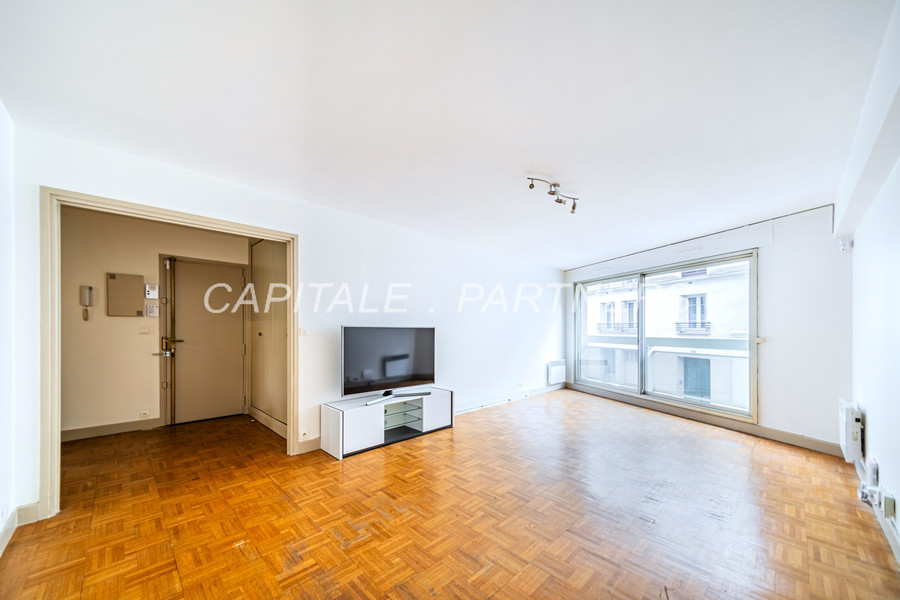 Appartement 2 chambres PARIS 16 - 75 m²;