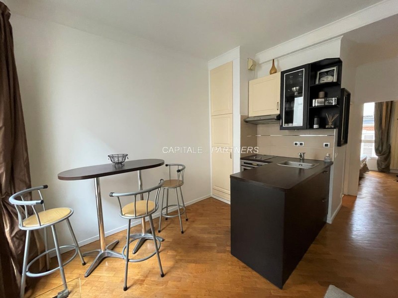 Appartement 1 chambre meublé PARIS 8 - 31 m²;