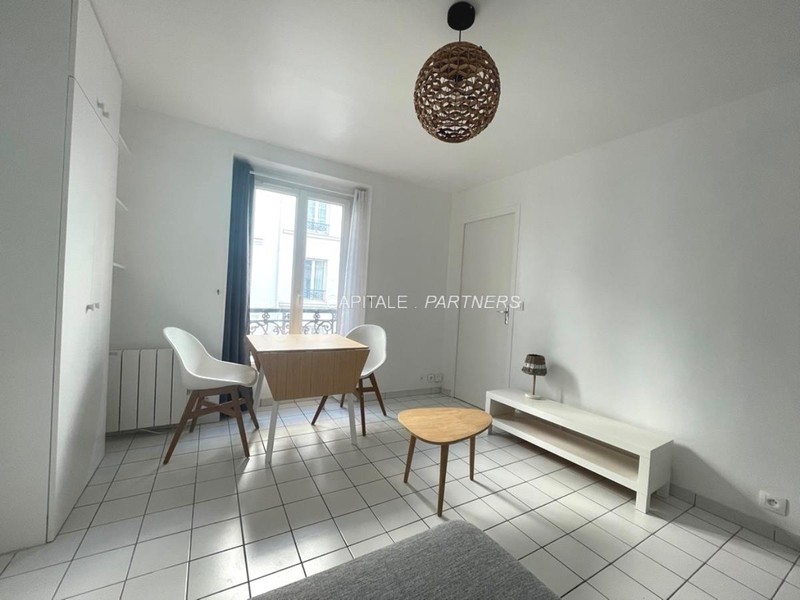 Studio meublé  PARIS 7 - 22 m²;