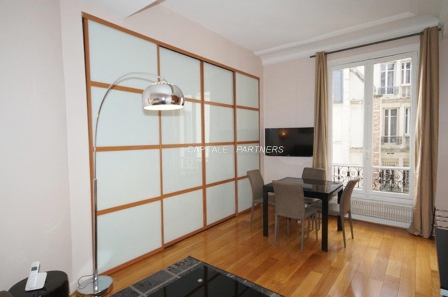 Appartement 1 chambre meublé PARIS 8 - 31 m²;