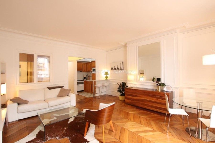 Appartement 1 chambre meublé PARIS 9 - 52 m²;