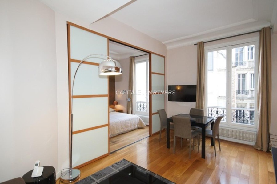 Appartement 1 chambre meublé PARIS 8 - 31 m²;