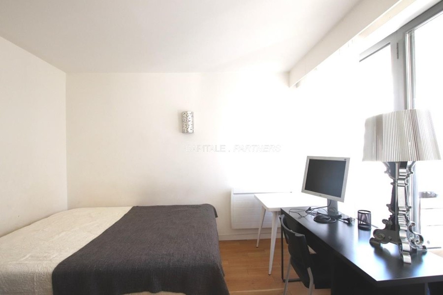 Appartement 3 chambres meublé PARIS 16 - 114 m²;