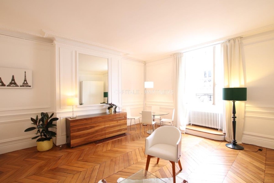 Appartement 1 chambre meublé PARIS 9 - 52 m²;