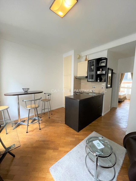 Appartement 1 chambre meublé PARIS 8 - 31 m²;