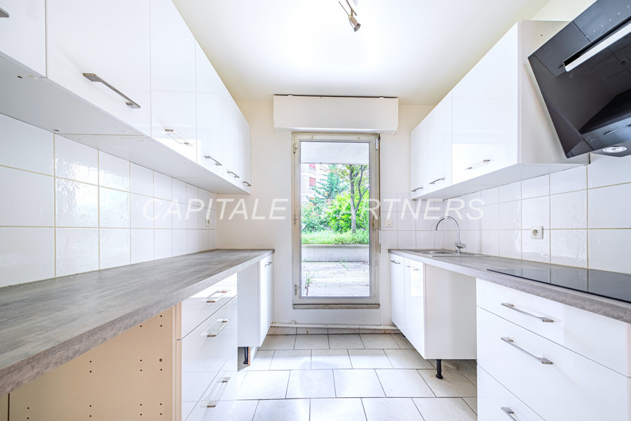 Appartement 2 chambres PARIS 16 - 75 m²;